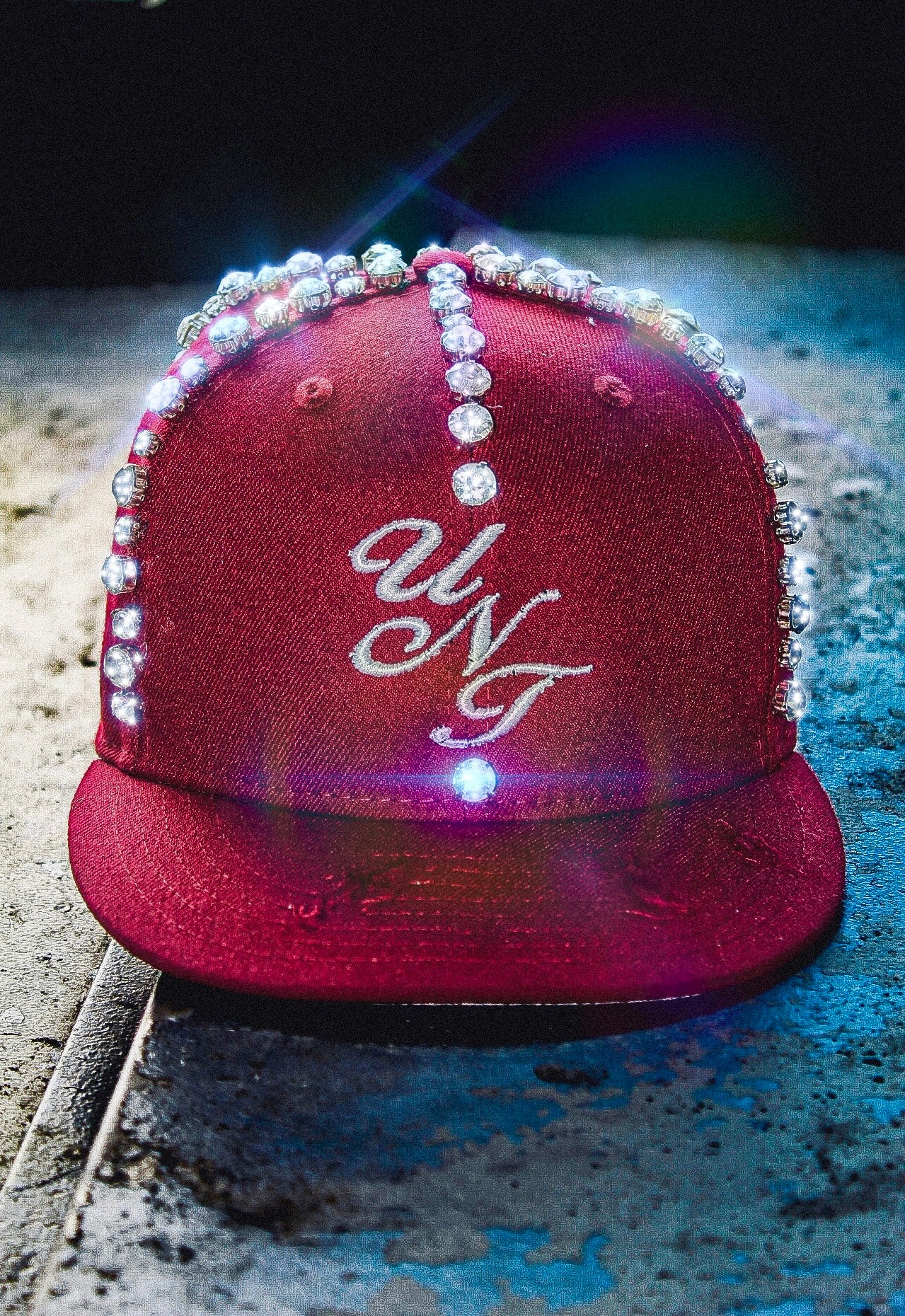 UNT CROWN CAP